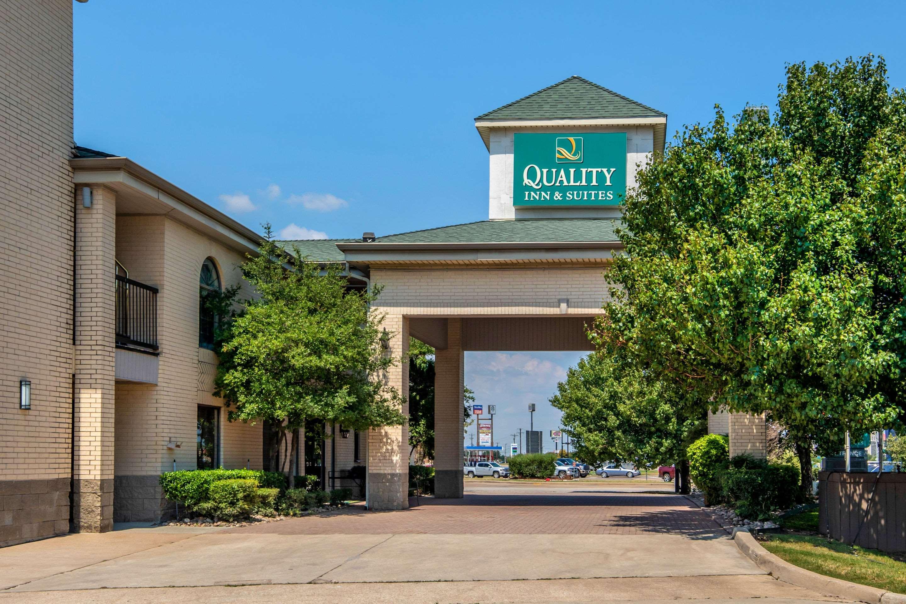 Quality Inn & Suites Weatherford Eksteriør bilde