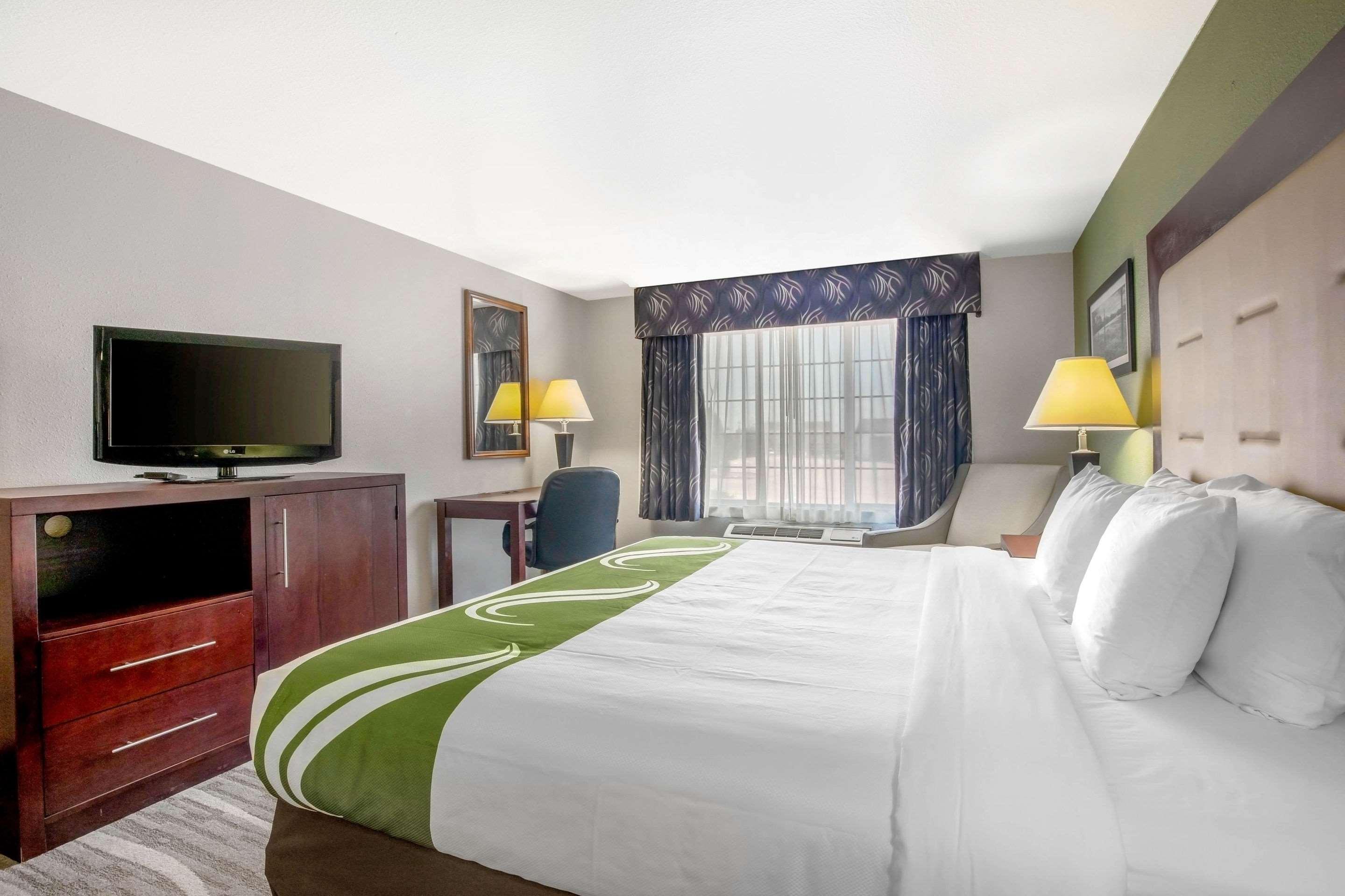 Quality Inn & Suites Weatherford Eksteriør bilde